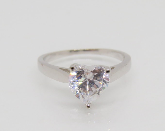 Vintage Sterling Silver Heart cut White Topaz Solitaire Ring Size 7