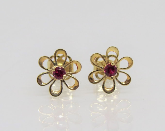 Vintage 14K Solid Yellow Gold Ruby Flower Earrings