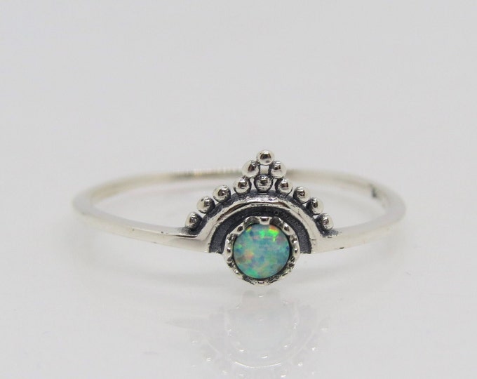 Vintage Bali Sterling Silver White Opal Thin Band Ring Size 7