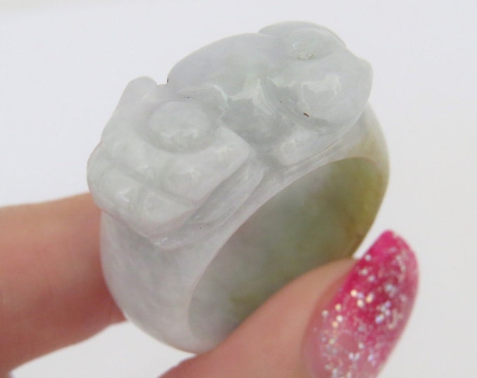 Vintage Translucent Natural Light Green, Yellow Jadeite Jade Carved Pi Xiu Band Ring Size 11