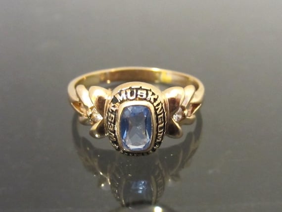 Vintage 14K Solid Yellow Gold Natural Aquamarine Diamond Class