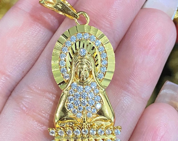 Vintage 18K Solid Gold White Topaz Kwan Yin Buddha Pendant. Phat Ba Quan Am.