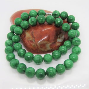 Vintage Translucent Apple Green Jadeite Jade Necklace 22&#39;&#39; Length