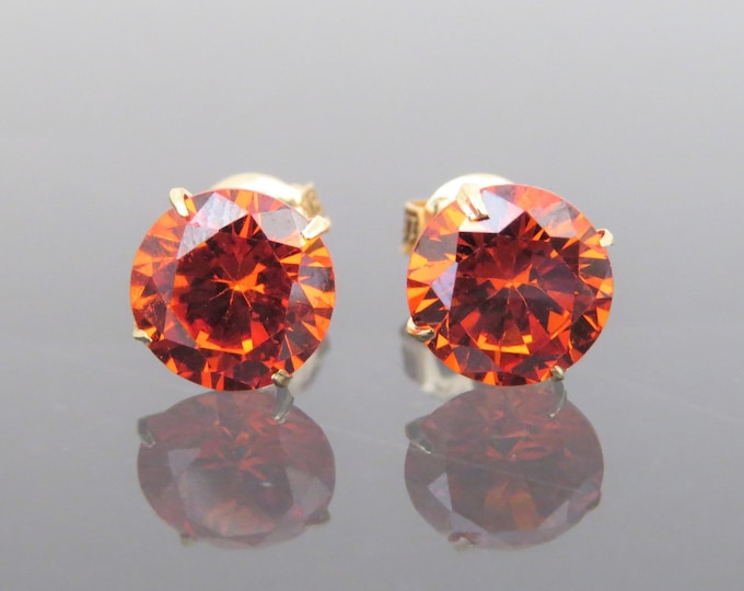 Vintage 18K Solid Yellow Gold Round cut Orange Fire Opal Stud Earrings 6MM,7MM