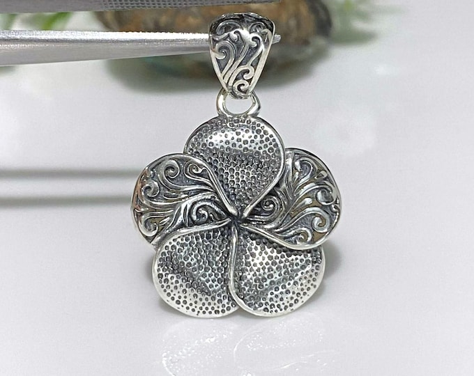 Vintage Sterling Silver Flower Pendant