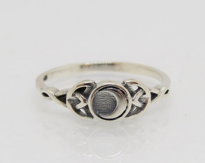 Sterling Silver Celtic Moon Ring Size 4
