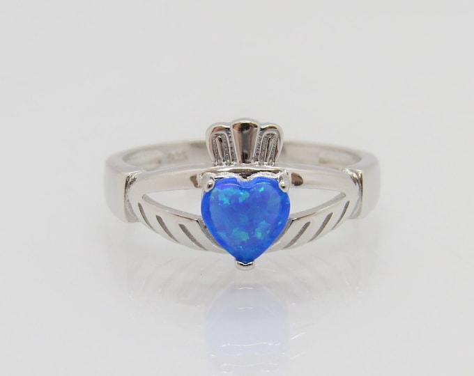 Vintage Claddagh Sterling Silver Blue Opal Ring Size 8