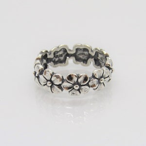 Vintage Sterling Silver Flowers Band Ring - Etsy