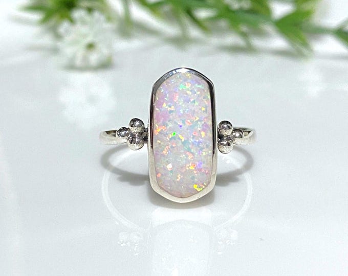 Vintage Sterling Silver White Opal Ring Size 8