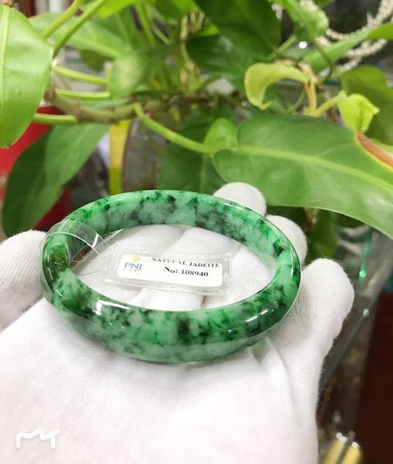 Translucent jade bangle sale