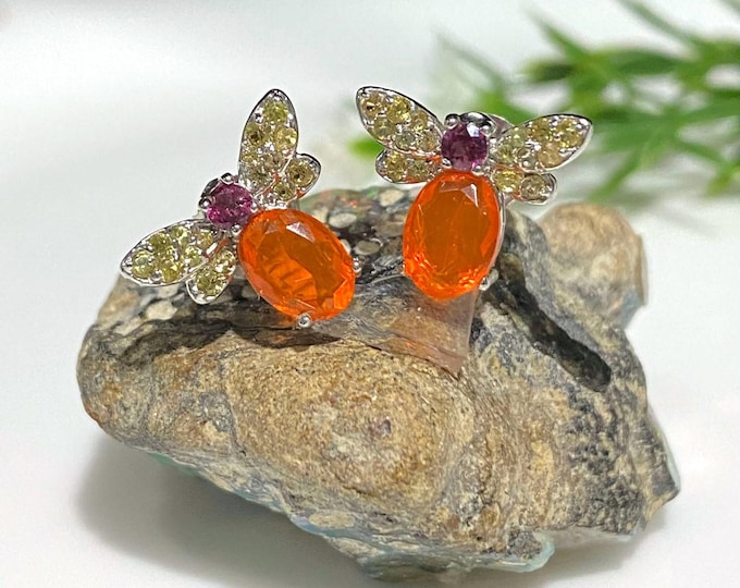 Vintage Sterling Silver Natural Orange Fire Opal, Yellow Sapphire & Rhodolite Bee Earrings.