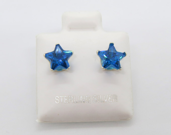 Vintage Sterling Silver Star cut London Blue Topaz Stud Earrings 7MM