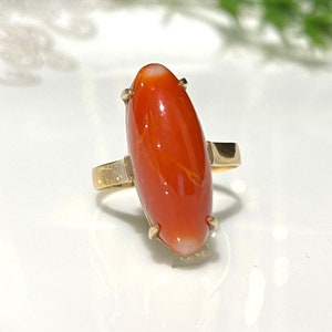 Vintage 18K Solid Yellow Gold Red Coral Ring Size 6.5