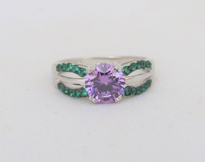 Vintage Sterling Silver Amethyst & Emerald Solitaire Ring Size 9.5