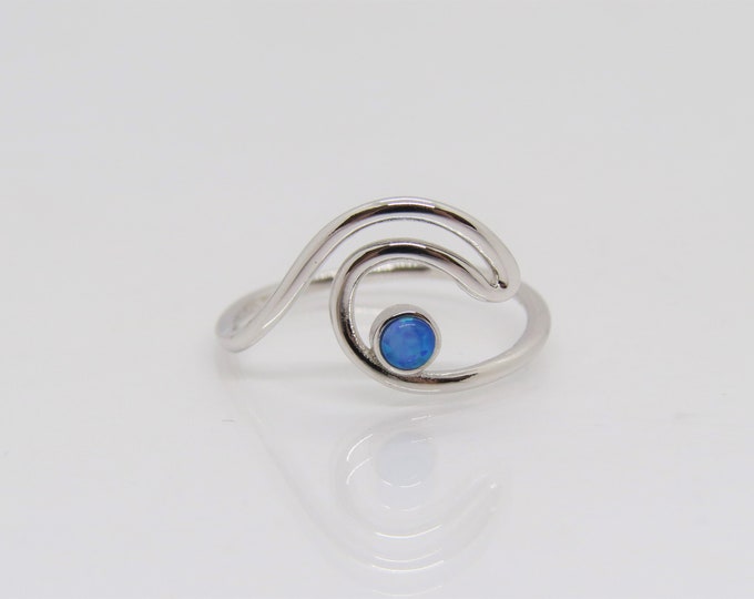 Vintage Sterling Silver Blue Opal Wave Ring Size 8