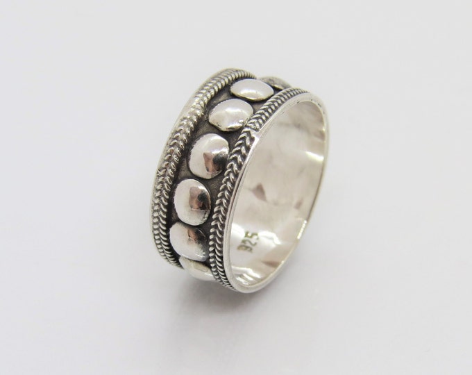 Sterling Silver Dots Band Ring Size 7