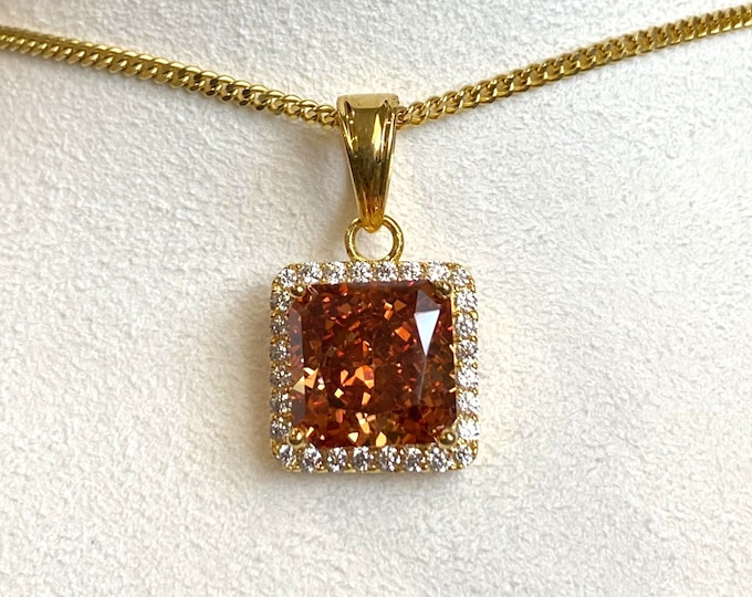 Vintage 15K 610 Solid Gold Orange Brown Sapphire & White Topaz Pendant.