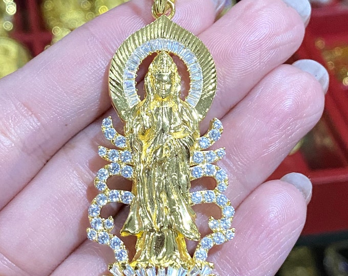 Vintage 15K 610 Solid Gold White Topaz Kwan Yin, Guang Zhou Buddha Pendant. Mat Phat Ba Quan Am.