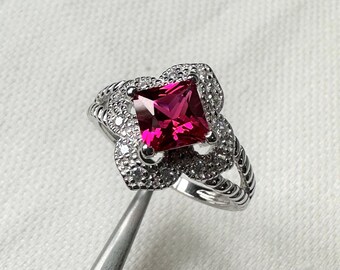 Vintage Sterling Silver White Topaz & Ruby Ring.