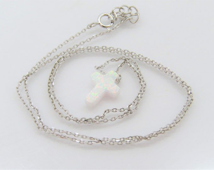 Vintage Sterling Silver White Opal Cross Chain Necklace Pendant 17'' Length