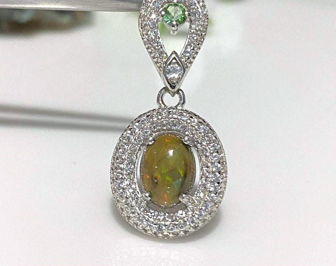 Vintage Sterling Silver Natural Fire Opal, Emerald & White Topaz Pendant.