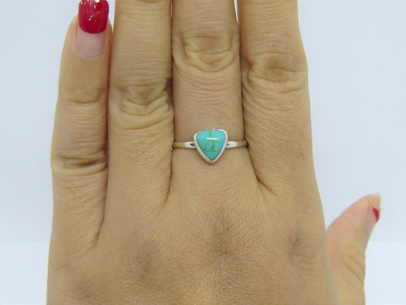 Vintage Sterling Silver Triangle Turquoise Ring S… - image 6