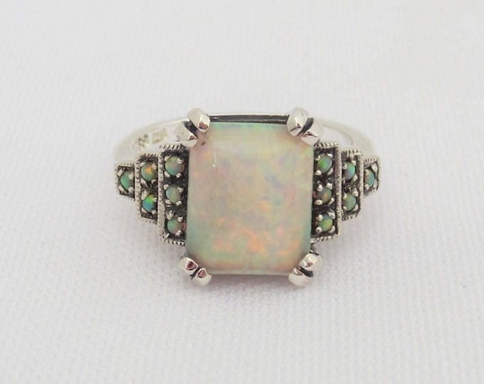 Vintage Sterling Silver White Opal Engagement Ring Size 7