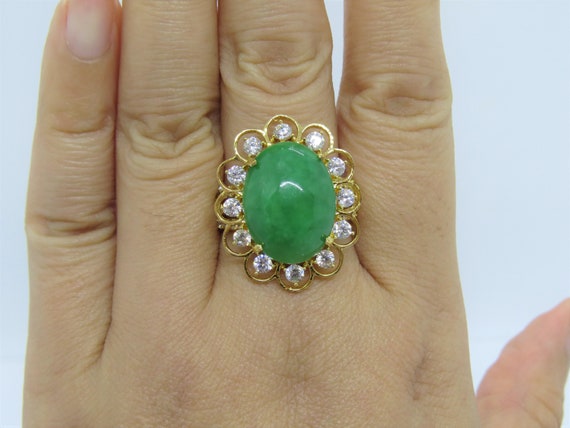 Vintage 18K Solid Yellow Gold Oval Green Jadeite … - image 6