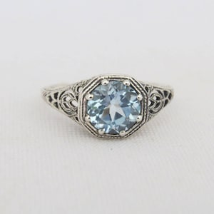 Vintage Sterling Silver Round Aquamarine Filigree Ring Size 6