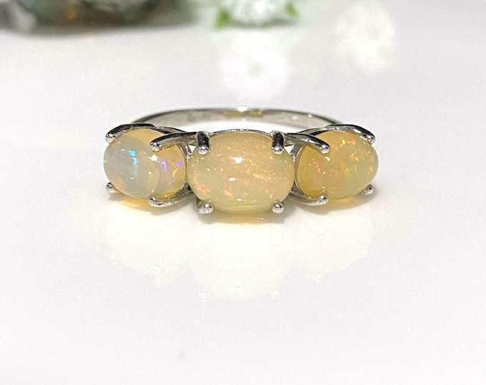 Vintage Sterling Silver Natural 4.28ctw Oval cut Fire Opal Ring Size 9