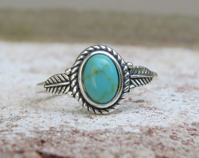 Sterling Silver Oval Turquoise Leaf Ring.