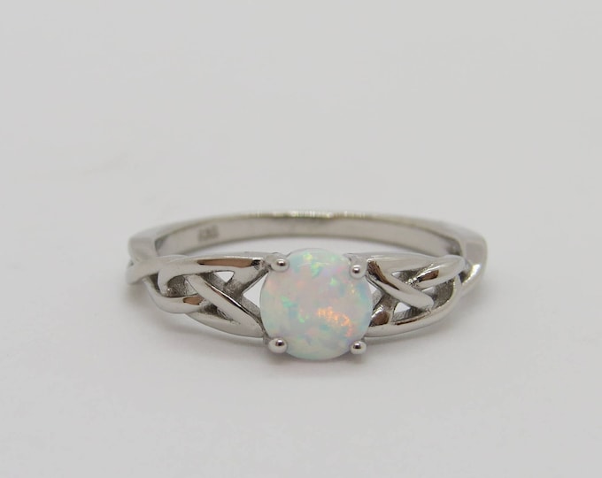 Vintage Celtic Sterling Silver White Opal Band Ring Size 7