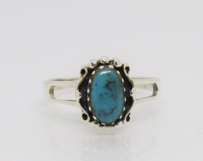 Vintage Sterling Silver Turquoise Ring Size 8.5