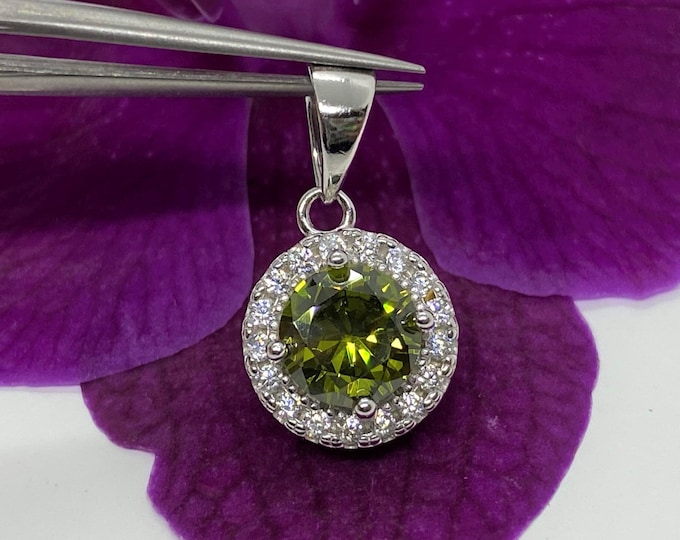 Sterling Silver Peridot & White Topaz Halo Pendant.