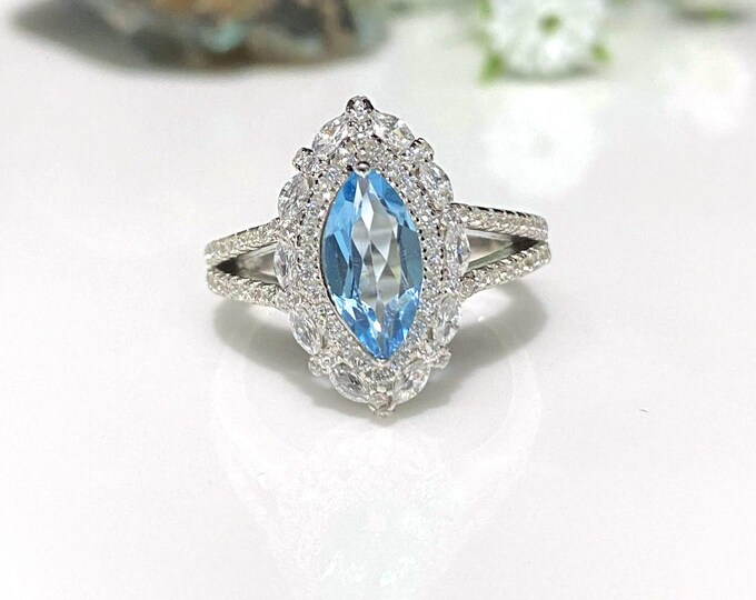 Vintage Sterling Silver Natural Blue Topaz & White Topaz Ring Size 5 1/2