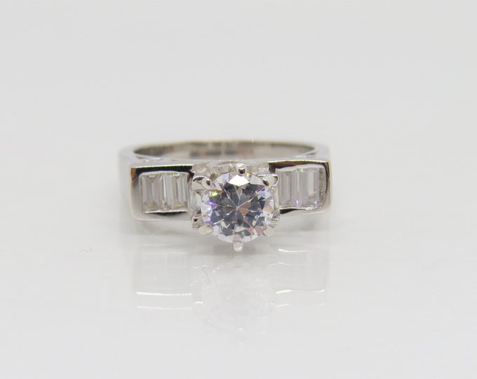 Vintage Sterling Silver White Topaz Engagement Ring Size 8