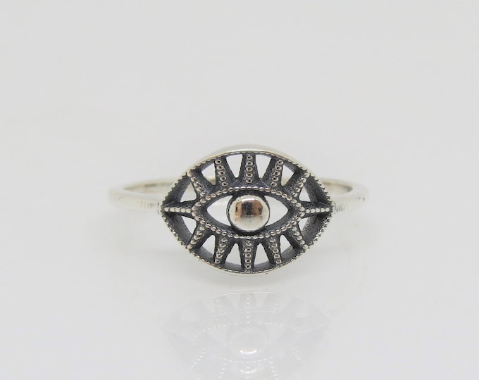 Vintage Sterling Silver Seeing Eye, Evil Eye Filigree Ring Size 7