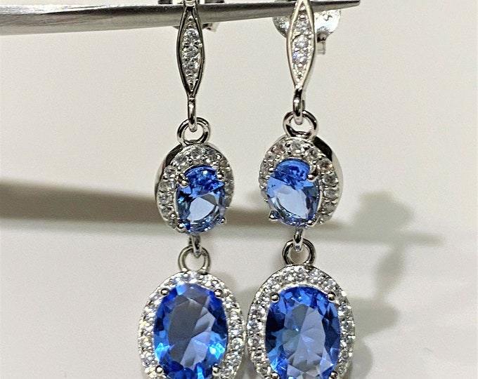 Vintage Sterling Silver Oval cut Tanzanite & White Topaz Drop Earrings.