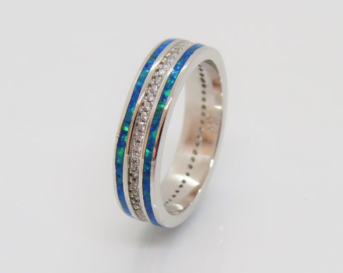 Vintage Sterling Silver White Topaz & Blue Opal Band Ring Size 6