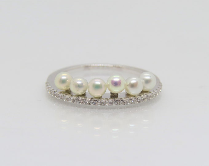 Vintage Sterling Silver White Pearl & White Topaz Ring Size 8