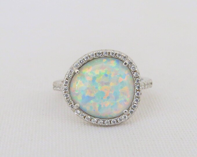 Vintage Sterling Silver White Opal & White Topaz Ring Size 7