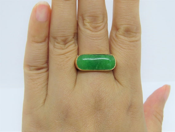 18K Solid Yellow Gold Green Jadeite Jade Saddle V… - image 6