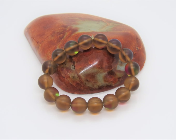 Vintage Jewelry Brown Moonstone Lucite Bead Bracelet 12MM