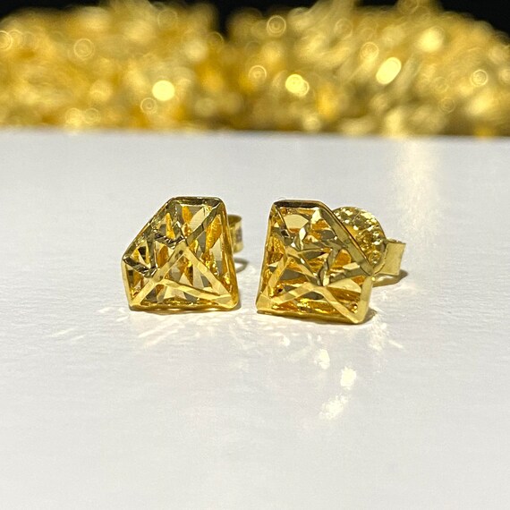 Vintage 18K Solid Yellow Gold Diamond Shape Earri… - image 3