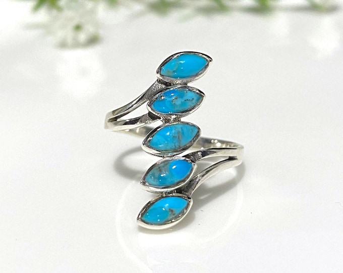 Vintage Sterling Silver Marquise Turquoise Long Ring.