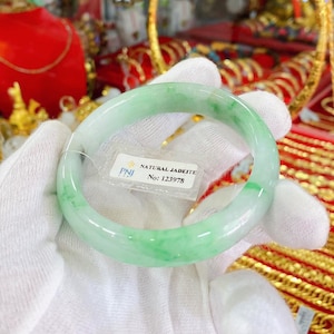 Translucent Natural Green, White & Brown Jadeite Jade Vintage Bangle Bracelet 57MM