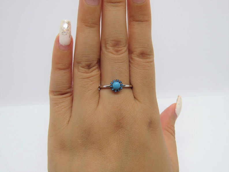 Vintage Sterling Silver Turquoise Flower Ring Size 9