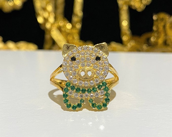 Vintage 18K Solid Yellow Gold Emerald & White Topaz Pig Ring Size 6.25