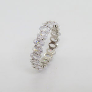 Vintage Sterling Silver Oval White Topaz Eternity Wedding Band Ring Size 6