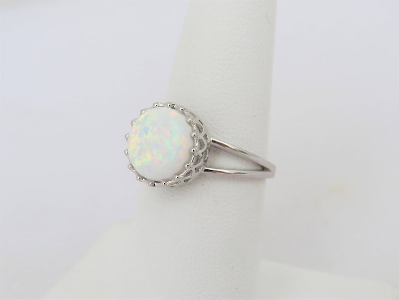 Vintage Sterling Silver Round cut White Opal CROWN Ring Size 7